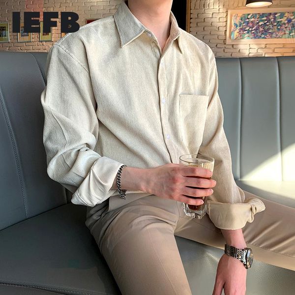 spring single pocket long sleeve shirt men's korean trend casual button lace turn down collar blouse male 2021 9y5455 shirts, White;black
spring single pocket long sleeve shirt men's korean trend casual button lace turn down collar blouse male 2021 9y5455 shirts, White;black