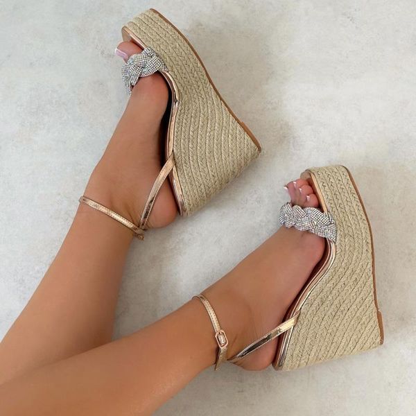 dress shoes fashion 2021 summer women big size rome wedges sandals female casual bling high heels slides for ladies, Black
dress shoes fashion 2021 summer women big size rome wedges sandals female casual bling high heels slides for ladies, Black