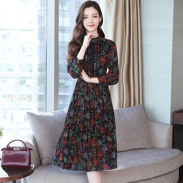 casual dresses spring chiffon dress women long-sleeved 2021 women's autumn korean pleated mid-length o-neck mujer vestidos female e173, Black;gray
casual dresses spring chiffon dress women long-sleeved 2021 women's autumn korean pleated mid-length o-neck mujer vestidos female e173, Black;gray