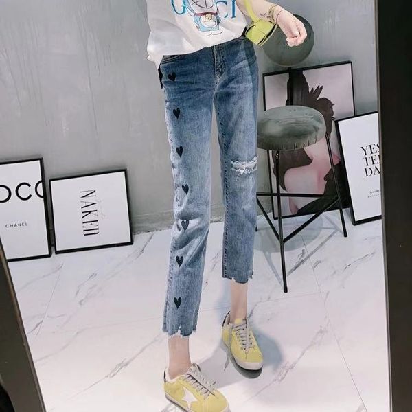 kog425 blue new spring love straight high waist jeans female relaxed joker show embroidery hole in nine minutes of pants
kog425 blue new spring love straight high waist jeans female relaxed joker show embroidery hole in nine minutes of pants
