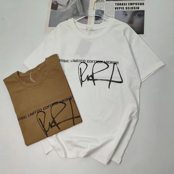 high-quality men's t-shirts women's summer high-end v letter printing ins trend men and women the same style b brand, White;black
high-quality men's t-shirts women's summer high-end v letter printing ins trend men and women the same style b brand, White;black