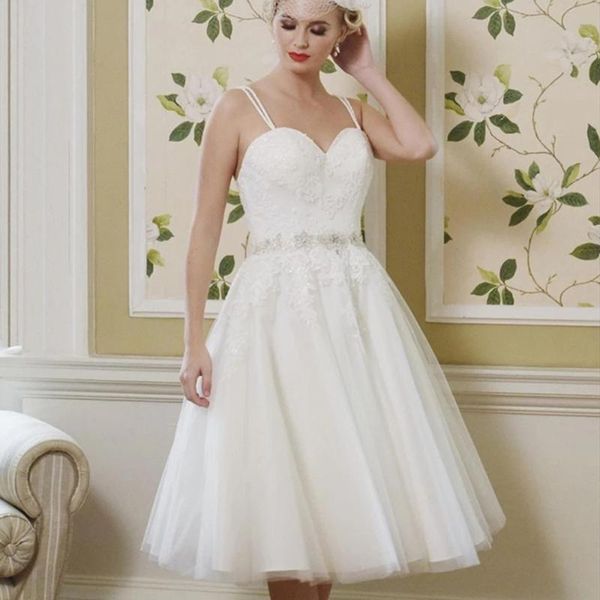 other wedding dresses boho elegant short lace appliques sweatheart a-line spaghetti straps backless detachable botton robe de mariée, White
other wedding dresses boho elegant short lace appliques sweatheart a-line spaghetti straps backless detachable botton robe de mariée, White