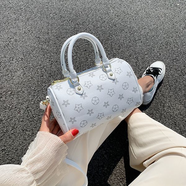 2021 summer bags casual wild female korean bag of pillow presbyopia fashion new one-shoulder messenger version ewivk
2021 summer bags casual wild female korean bag of pillow presbyopia fashion new one-shoulder messenger version ewivk