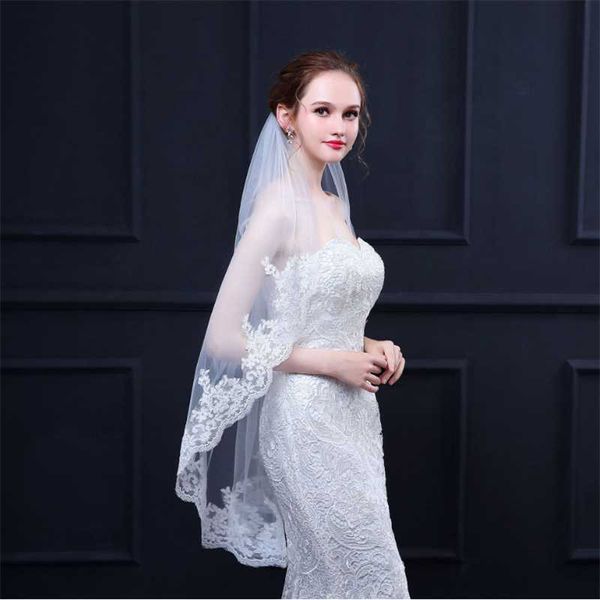 bridal veils appliques with comb ivory wedding veil short head accessories 2021, Black
bridal veils appliques with comb ivory wedding veil short head accessories 2021, Black