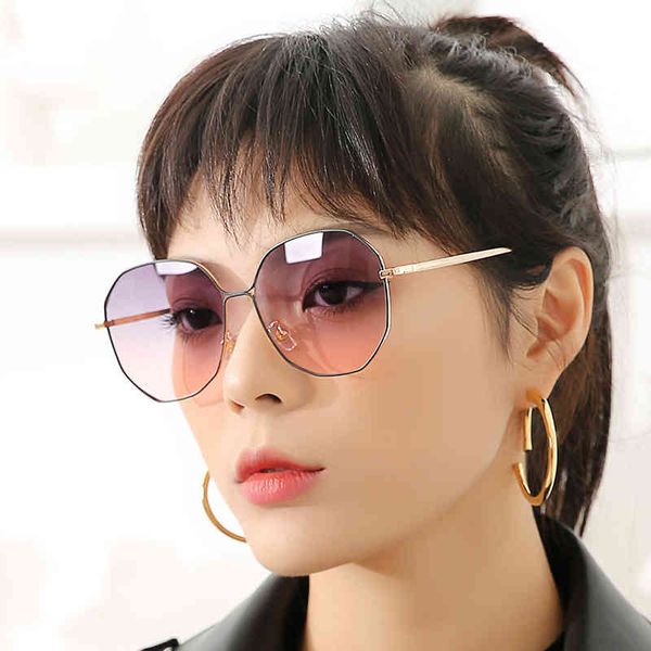 sunglasses 2021 women's fashion personality polygon irregular large frame metal glasses, White;black
sunglasses 2021 women's fashion personality polygon irregular large frame metal glasses, White;black
