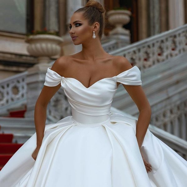 princess ball gown satin elegant wedding dresses off the shoulder pleat bridal gowns vestido de novia, White
princess ball gown satin elegant wedding dresses off the shoulder pleat bridal gowns vestido de novia, White