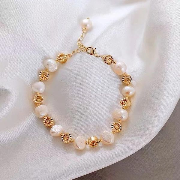 bangle fashionable simple abnormal shape baroque pearl alloy bracelet charm bead ladies gift jewelry, Black
bangle fashionable simple abnormal shape baroque pearl alloy bracelet charm bead ladies gift jewelry, Black