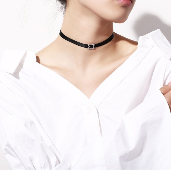 s925 sterling silver necklace with shining clover choker jewelry and fashionable clavicle chain, Black
s925 sterling silver necklace with shining clover choker jewelry and fashionable clavicle chain, Black