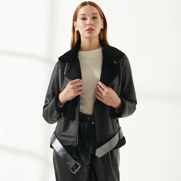 women's fur & faux real coat women bomber jacket 100 % natural sheepskin shearling 2021 fashion overcoat, Black
women's fur & faux real coat women bomber jacket 100 % natural sheepskin shearling 2021 fashion overcoat, Black