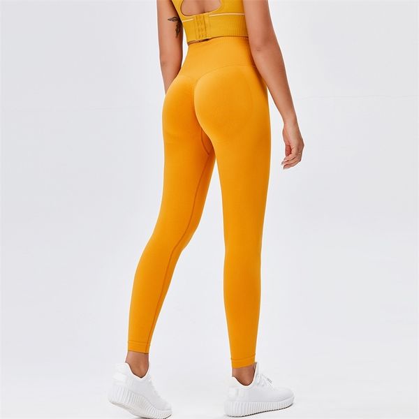 2021 new peach yoga pants high waist naked sports tights seamless hip lifting fitness pants, Black;white
2021 new peach yoga pants high waist naked sports tights seamless hip lifting fitness pants, Black;white