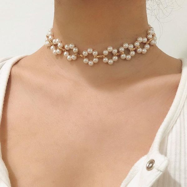 chokers elegant fashion pearl round imitation flower choker necklace for women hip hop short collar party gift, Golden;silver
chokers elegant fashion pearl round imitation flower choker necklace for women hip hop short collar party gift, Golden;silver