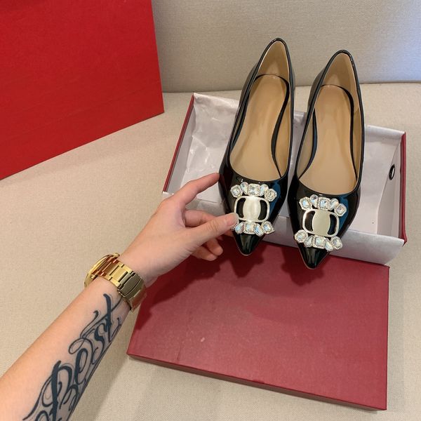 high-end version giant slippers comfortable~european and american metal chain pointed toe stiletto heel outer wear baotou high-heeled muller, Black
high-end version giant slippers comfortable~european and american metal chain pointed toe stiletto heel outer wear baotou high-heeled muller, Black