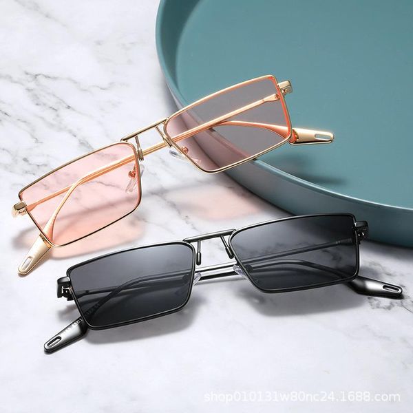 fashion vintage small square sunglasses men women 2021 designer travel driving metal sun glasses uv400, White;black
fashion vintage small square sunglasses men women 2021 designer travel driving metal sun glasses uv400, White;black