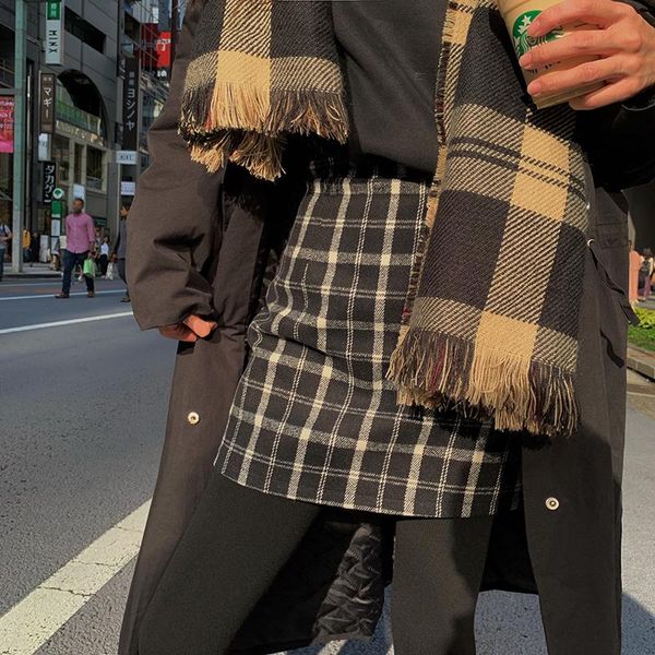supermile*2021 arrival winter women a-line wool plaid short skirt high-waist elegant vintage british preppy style skirts, Black
supermile*2021 arrival winter women a-line wool plaid short skirt high-waist elegant vintage british preppy style skirts, Black