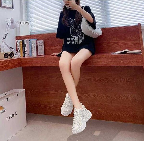 wild mesh fashion designer shoes triple s sneaker dress lightweight sneakers pink blue black white ladies running shoes
wild mesh fashion designer shoes triple s sneaker dress lightweight sneakers pink blue black white ladies running shoes