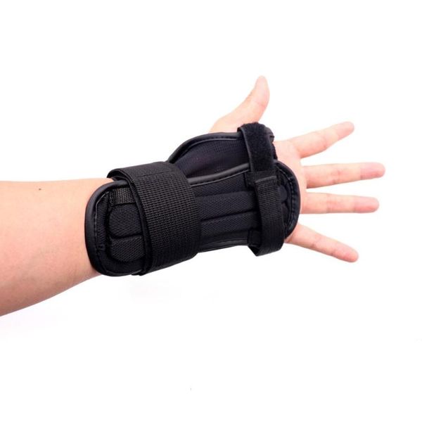 wrist support skiing armfuls hand protection ski palm roller snowboarding guard, Black;red
wrist support skiing armfuls hand protection ski palm roller snowboarding guard, Black;red