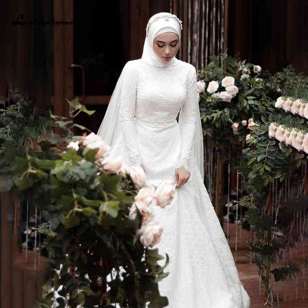 2021 new long sleeve muslim wedding es with hijab full lace applique bow sweeping train bridal custom made arabic gelinlik 75ru, White
2021 new long sleeve muslim wedding es with hijab full lace applique bow sweeping train bridal custom made arabic gelinlik 75ru, White
