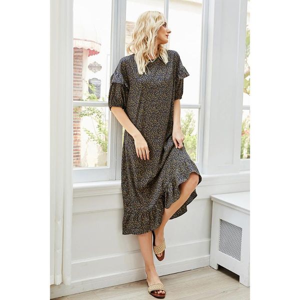 ethnic clothing 2021 summer style elegant temperament large skirt loose short-sleeved ruffled midi lm9489, Red
ethnic clothing 2021 summer style elegant temperament large skirt loose short-sleeved ruffled midi lm9489, Red