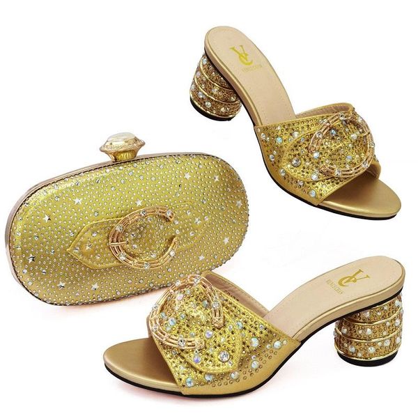 slippers summer style all-match low-heeled thick-heeled rhinestone with banquet bag high-heeled large-size female sanda, Black
slippers summer style all-match low-heeled thick-heeled rhinestone with banquet bag high-heeled large-size female sanda, Black