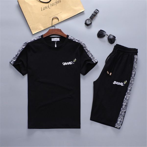 2021 summer designer tracksuits 2pcs set sweater hood short sleeves shirt and short pants set men women -3xl jogging suit sports suit, Gray
2021 summer designer tracksuits 2pcs set sweater hood short sleeves shirt and short pants set men women -3xl jogging suit sports suit, Gray
