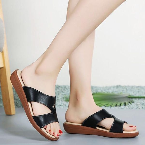 slippers genuine leather slides women 2021 classic sweet ladies flip flops woman mules, Black
slippers genuine leather slides women 2021 classic sweet ladies flip flops woman mules, Black