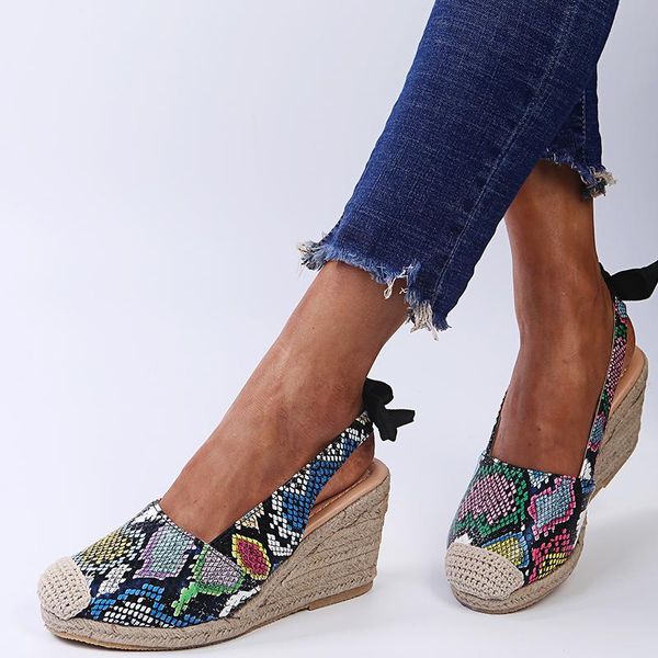 dress shoes 2021 summer women pumps serpentine high heels sandals gladiator wedges ladies retro straw size 35-43, Black
dress shoes 2021 summer women pumps serpentine high heels sandals gladiator wedges ladies retro straw size 35-43, Black