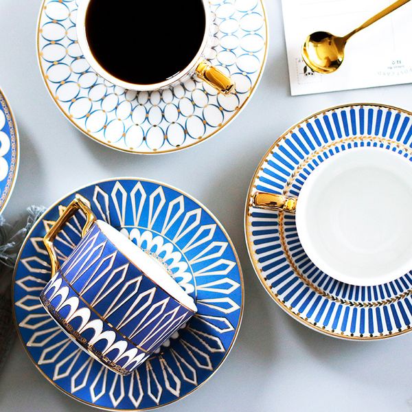 luxury cups & saucers bone china england style exquisite coffee tea cup living room sets with real gold gilding handle
luxury cups & saucers bone china england style exquisite coffee tea cup living room sets with real gold gilding handle