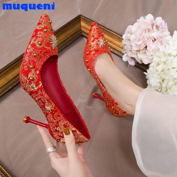glitter crystal metal snow rivets single shoes red/color women wedding pointed toe thin high heels slip on pumps stilettos dress, Black
glitter crystal metal snow rivets single shoes red/color women wedding pointed toe thin high heels slip on pumps stilettos dress, Black