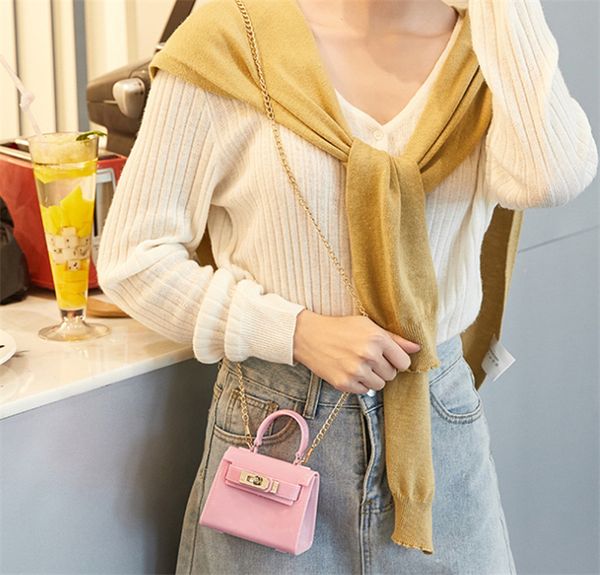 designers duffel bags 45cm 55cm luxury large capacity travel sale women men genuine leather shoulder fashion bag carry rivets with lock head
designers duffel bags 45cm 55cm luxury large capacity travel sale women men genuine leather shoulder fashion bag carry rivets with lock head