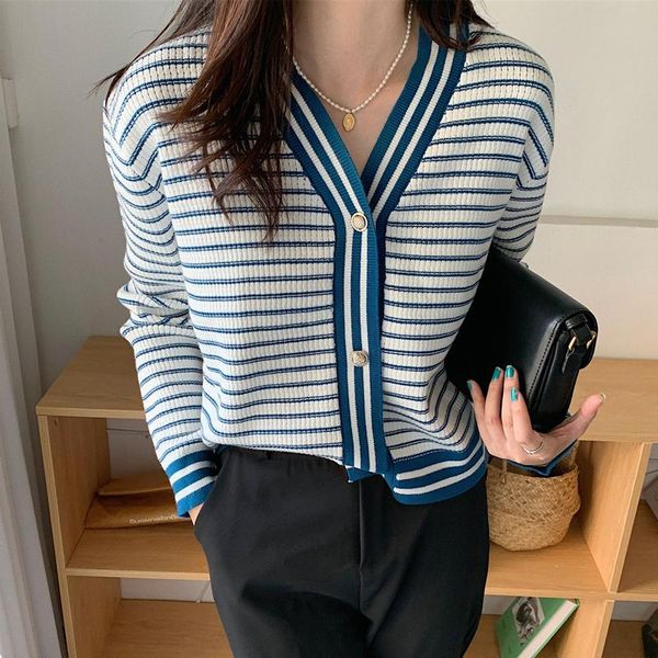 women's knits & tees 2021 knit cardigan sweater v-neck striped harajuku vintage sweaters for women fashion long sleeve blouses y2k clot, White
women's knits & tees 2021 knit cardigan sweater v-neck striped harajuku vintage sweaters for women fashion long sleeve blouses y2k clot, White