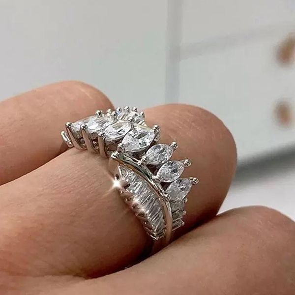 wedding rings uilz exquisite cubic zirconia women's brilliant crystal silver color party bridesmaid ring fashion jewelry drop, Slivery;golden
wedding rings uilz exquisite cubic zirconia women's brilliant crystal silver color party bridesmaid ring fashion jewelry drop, Slivery;golden