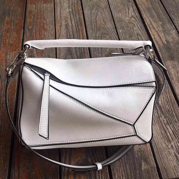 70% off design 2021 new leather women's fashion stitching geometric cowhide pillow hand one shoulder slant span bag za7k, Red;black
70% off design 2021 new leather women's fashion stitching geometric cowhide pillow hand one shoulder slant span bag za7k, Red;black