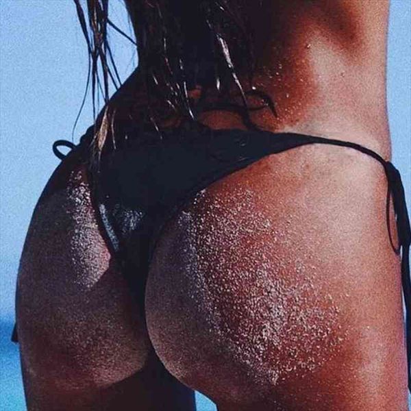 women brazilian solid bikini bottom thong separate bathing beach swimsuits skinny swimsuit bottoms for women panties, White;black 
women brazilian solid bikini bottom thong separate bathing beach swimsuits skinny swimsuit bottoms for women panties, White;black