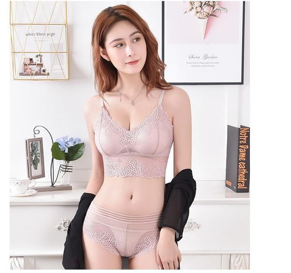 bras fashion thin lace bra together without rims big u back hollow transparent underwear suit female, Red;black
bras fashion thin lace bra together without rims big u back hollow transparent underwear suit female, Red;black