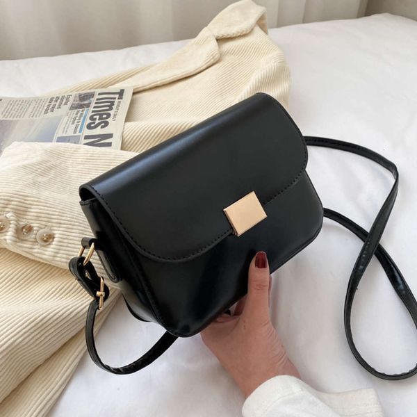 net red small bag women's 2021 spring fashion texture menger simple foreign style square
net red small bag women's 2021 spring fashion texture menger simple foreign style square