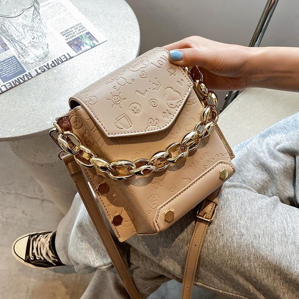 original brand fashion bag 2021 women high-quality texture messenger cartoon imprint phone shoulder bags
original brand fashion bag 2021 women high-quality texture messenger cartoon imprint phone shoulder bags