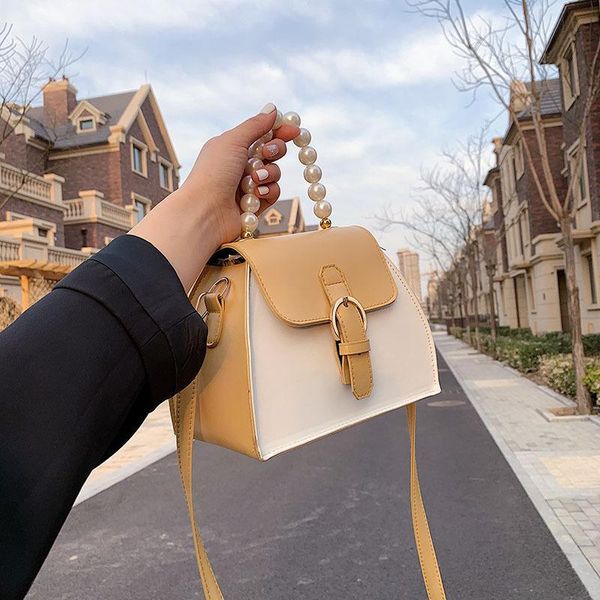 cross body color matching single shoulder messenger women's bag 2021 summer fashion luxury handbag versatile travel mobile phone
cross body color matching single shoulder messenger women's bag 2021 summer fashion luxury handbag versatile travel mobile phone