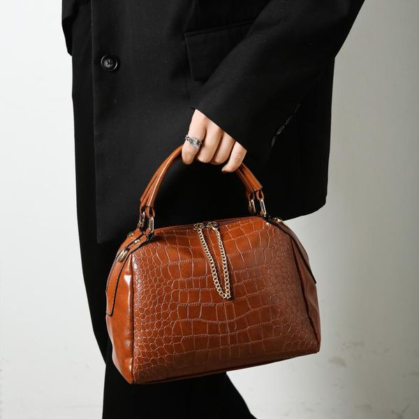 evening bags brand designer boston handbag purses women shoulder crossbody 2021 trendy big capacity ladies messenger for work
evening bags brand designer boston handbag purses women shoulder crossbody 2021 trendy big capacity ladies messenger for work