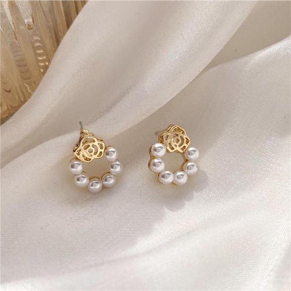 stud han edition style hollow out the rose earring woman personality simple earrings, Golden;silver
stud han edition style hollow out the rose earring woman personality simple earrings, Golden;silver