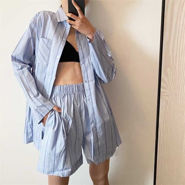 ies casual striped tracksuits woman shorts set oversize shirt high waist shorts two piece set female clothes 211007, Black;red
ies casual striped tracksuits woman shorts set oversize shirt high waist shorts two piece set female clothes 211007, Black;red