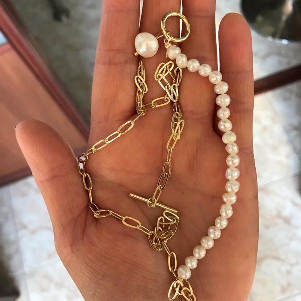 chokers 2021 europe and america fashion luxury baroque natural pearl necklace choker stylish women's temperament jewelry, Golden;silver
chokers 2021 europe and america fashion luxury baroque natural pearl necklace choker stylish women's temperament jewelry, Golden;silver
