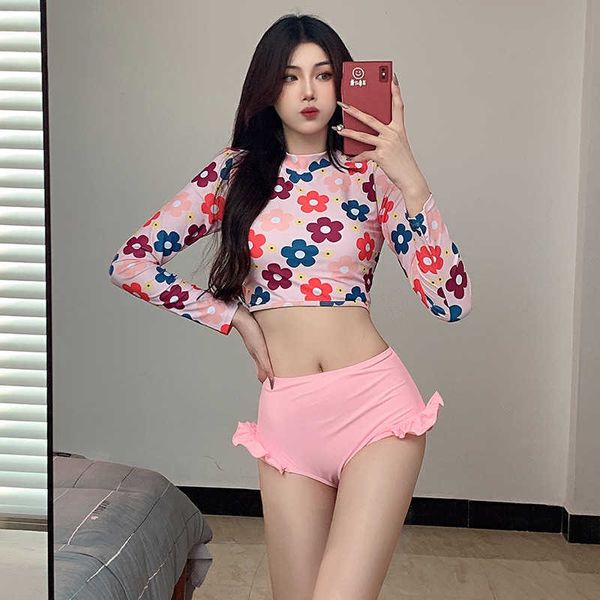 new small fragrance bikini slim high waist cover belly sweet print student girl split swimsuit 2021, White;black
new small fragrance bikini slim high waist cover belly sweet print student girl split swimsuit 2021, White;black