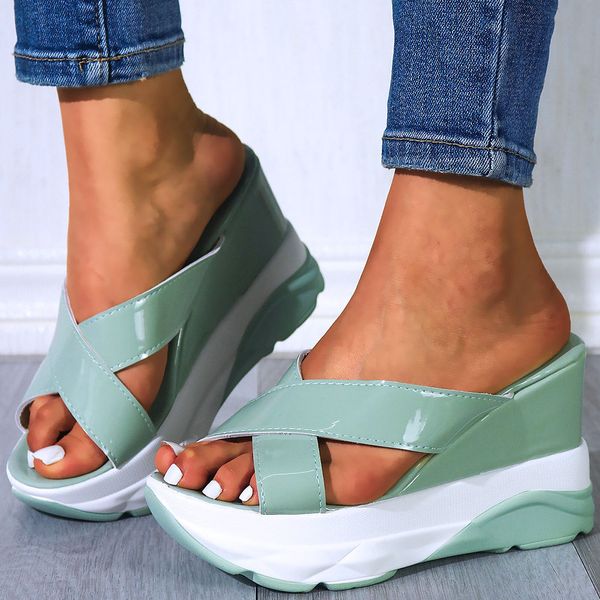 luxury designers sandals platform women summer fashion wedges sandal slides slope heels open toe beach thick heel wedge shoes woman, Black
luxury designers sandals platform women summer fashion wedges sandal slides slope heels open toe beach thick heel wedge shoes woman, Black