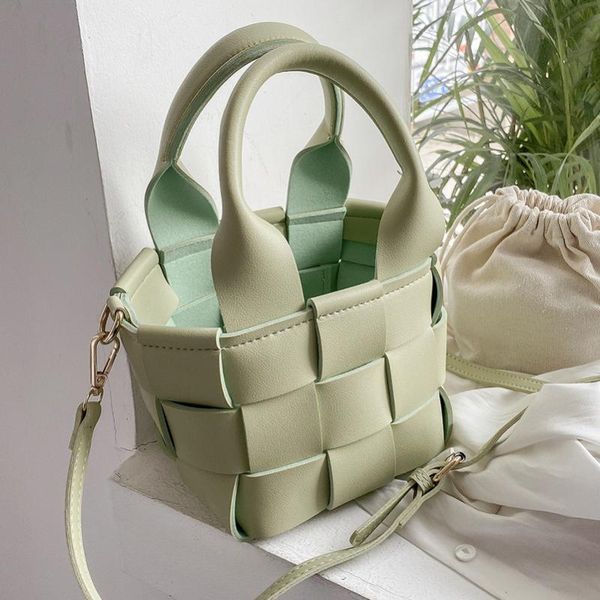 evening bags brand designer ladies summer woven bucket bag 2021 trendy fashion female net red messenger wild shoulder
evening bags brand designer ladies summer woven bucket bag 2021 trendy fashion female net red messenger wild shoulder