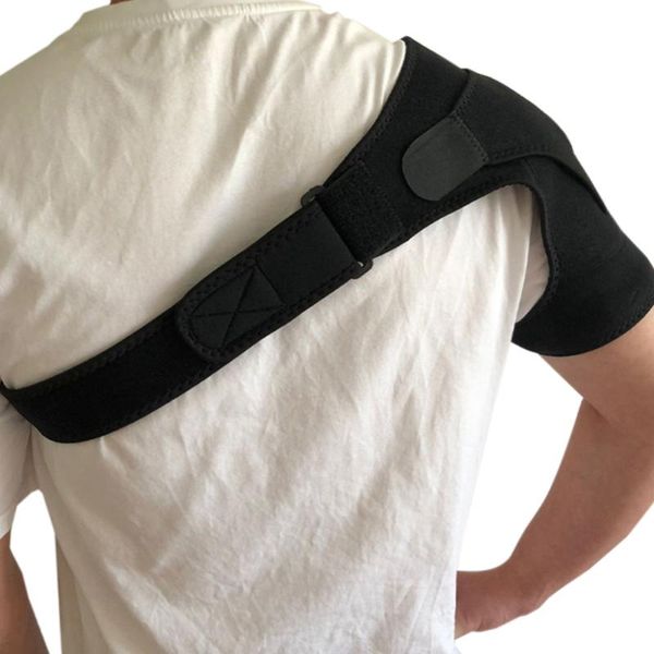 adjustable shoulder pad men sports boxing belt bandage support weight lifting back basketball brace protector, Black;blue
adjustable shoulder pad men sports boxing belt bandage support weight lifting back basketball brace protector, Black;blue