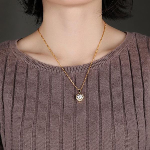 pendant necklaces classic beautiful copper plated gold inlaid zircon love necklace bridal dress accessories, Silver
pendant necklaces classic beautiful copper plated gold inlaid zircon love necklace bridal dress accessories, Silver