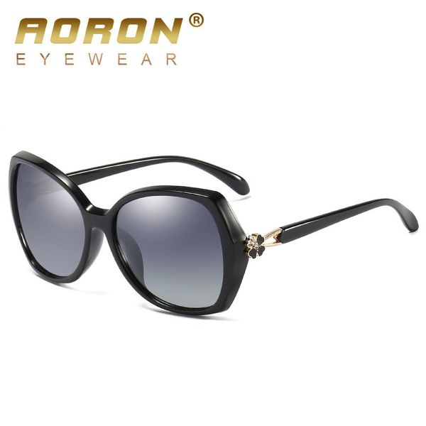 Polarized Sunglasses Luxury Women 2020 Metal temples sunglasses women 2021 Gradient Lens Sun Glasses Women Luxury Brand, White;black
Polarized Sunglasses Luxury Women 2020 Metal temples sunglasses women 2021 Gradient Lens Sun Glasses Women Luxury Brand, White;black