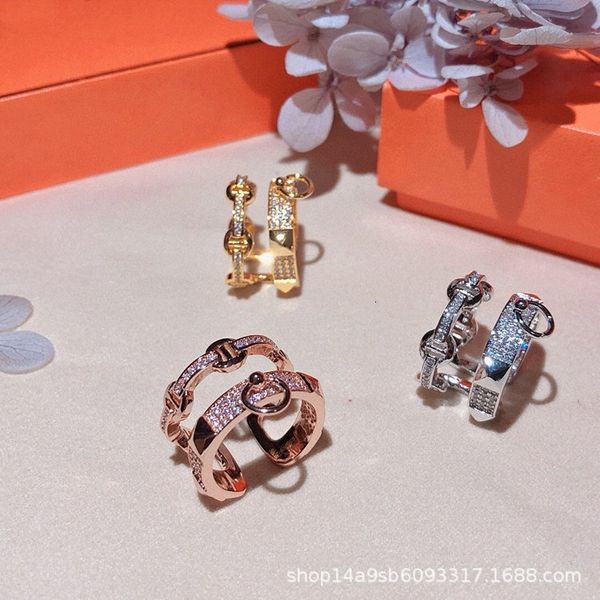ring h family fashion classic opening full of diamond pig nose women's net red same double-layer rose gold letter, Silver
ring h family fashion classic opening full of diamond pig nose women's net red same double-layer rose gold letter, Silver