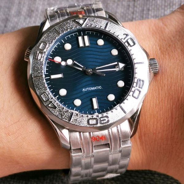 wristwatches 41mm automatic men's watch japan miyota8215 nh35a movement blue dial sapphire date window bracelet aluminum bezel insert, Slivery;brown
wristwatches 41mm automatic men's watch japan miyota8215 nh35a movement blue dial sapphire date window bracelet aluminum bezel insert, Slivery;brown