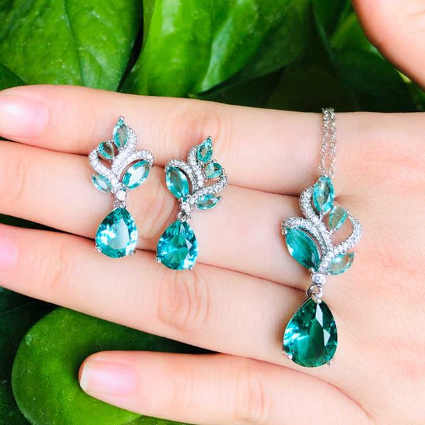chic light blue dangle drop cz crystal leaf pendant necklace and earring ladies jewelry set fashion korean style t430 210714, Silver
chic light blue dangle drop cz crystal leaf pendant necklace and earring ladies jewelry set fashion korean style t430 210714, Silver